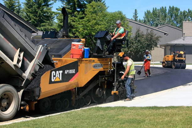 Best Driveway Paving Contractor  in Innsbrook, VA